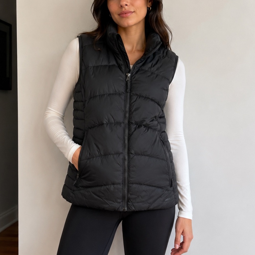 REI Black Women's Quilted Insulated Vest